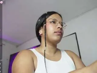 Charlotteeee1  live sex cam