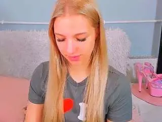 Evettemodel  live sex cam