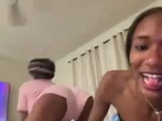 Ilovesxge  live sex cam