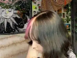 Joanneleard  live sex cam