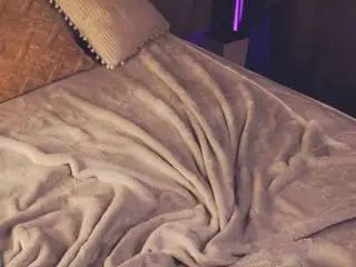 Kanishaskrocki  live sex cam