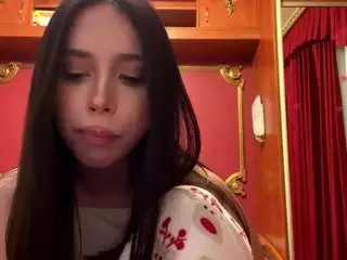 Karolinecockett  live sex cam