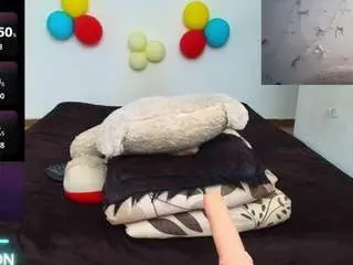 Aidawilliam  live sex cam