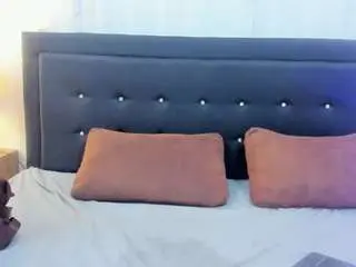 Alicemrtnz  live sex cam