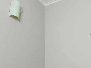 Ivonnedegrazio  live sex cam