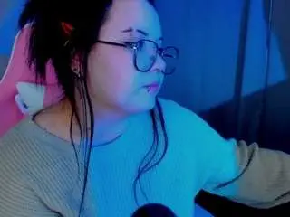 Kira-gold  live sex cam