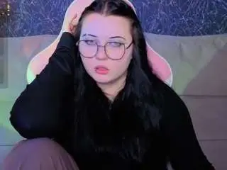 Kira-gold  live sex cam