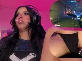 Sweetiecloe  live sex cam