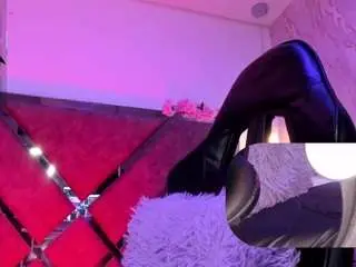 Sweetiecloe  live sex cam