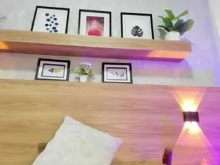 Thaliawest  live sex cam