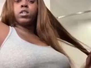 Diorcreamer  live sex cam