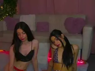 Ariapetite  live sex cam