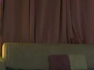 Ariapetite  live sex cam