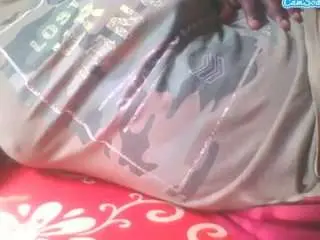 Cherry37  live sex cam