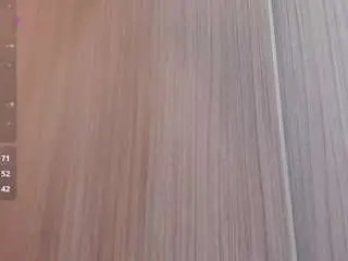 Chloe-prg  live sex cam