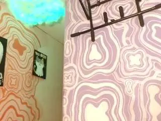 Gaiah77  live sex cam