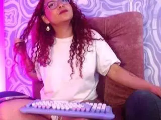 Gaiah77  live sex cam