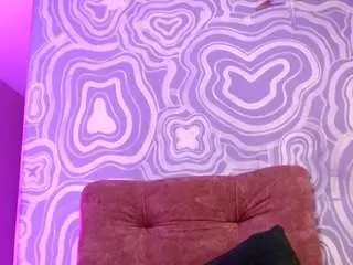 Gaiah77  live sex cam