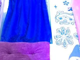 Gaiah77  live sex cam