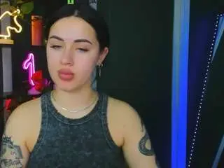 Lara-moon  live sex cam