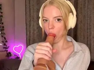 Marcenemorici  live sex cam
