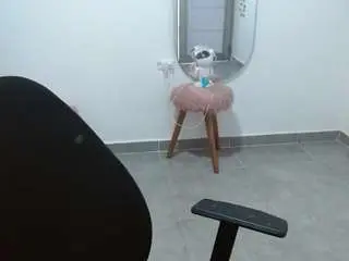 Mia-brown69  live sex cam