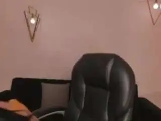 Scarlettboss  live sex cam