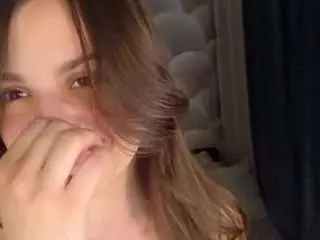 Jongdaloisio  live sex cam