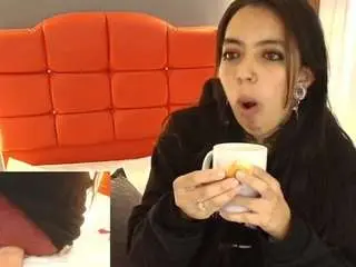 Liaamonroe  live sex cam