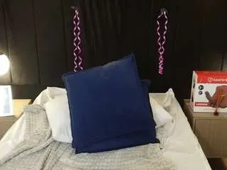 Liaamonroe  live sex cam