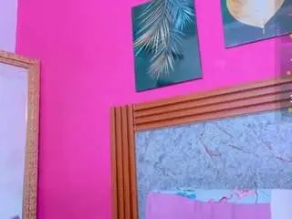 Littlee-emily  live sex cam