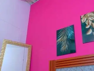 Littlee-emily  live sex cam