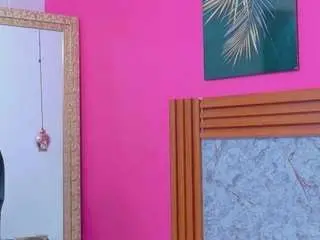 Littlee-emily  live sex cam