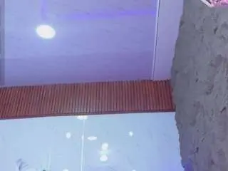 Littlee-emily  live sex cam