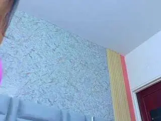 Littlee-emily  live sex cam