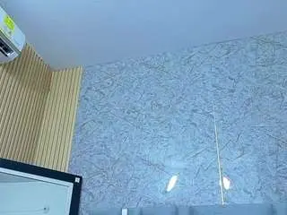 Littlee-emily  live sex cam