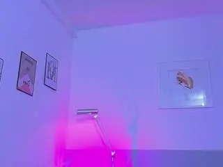 Littlee-emily  live sex cam