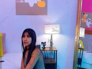 Littlee-emily  live sex cam