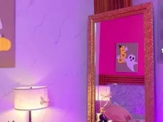 Littlee-emily  live sex cam