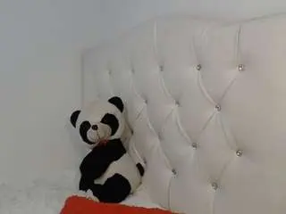 Miaivy  live sex cam