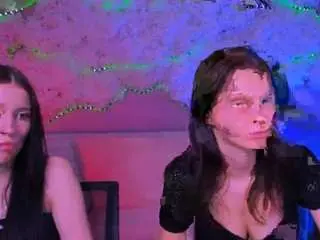 Noelle-woww  live sex cam