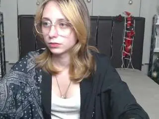 Tracyleett  live sex cam