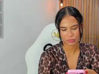 Ambar-reyess  live sex cam