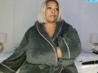 Bustyafribabe  live sex cam