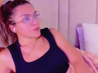Kimblakee  live sex cam