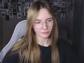 Littlevildevil  live sex cam