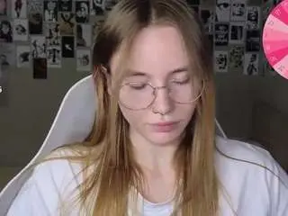Littlevildevil  live sex cam