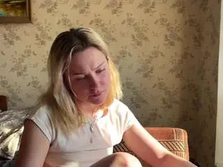 Mayedistasio  live sex cam