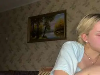 Mayedistasio  live sex cam