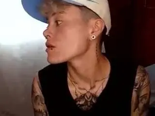 Megan-c  live sex cam